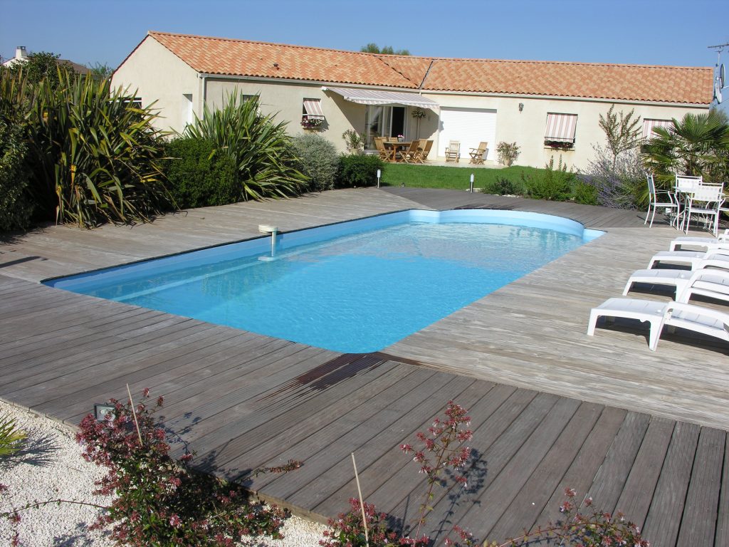 pisciniste et constructeur de piscine Challans Vendée